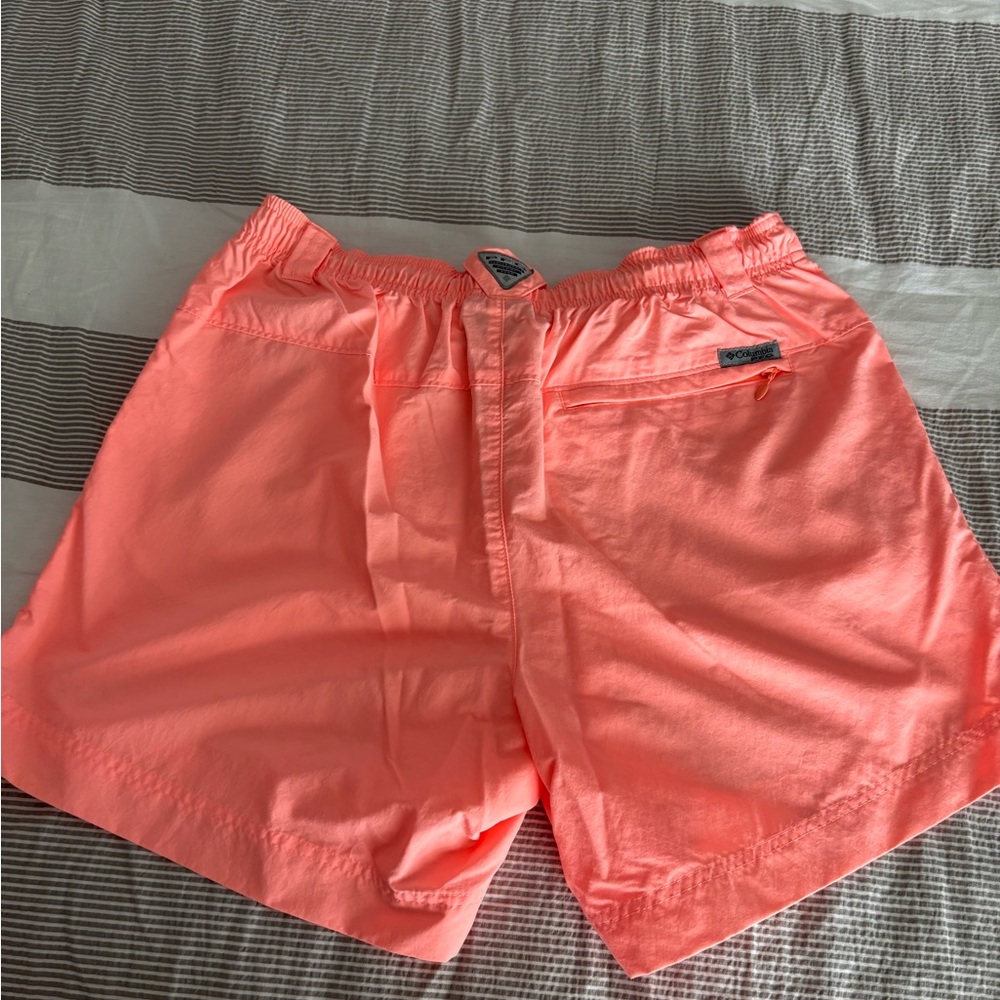 Columbia Coral Women’s PFG Rugged Water Shorts Size: M - Picture 2 of 3
